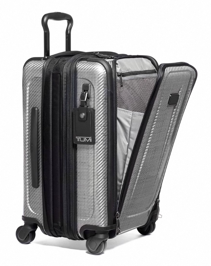 international carry on luggage