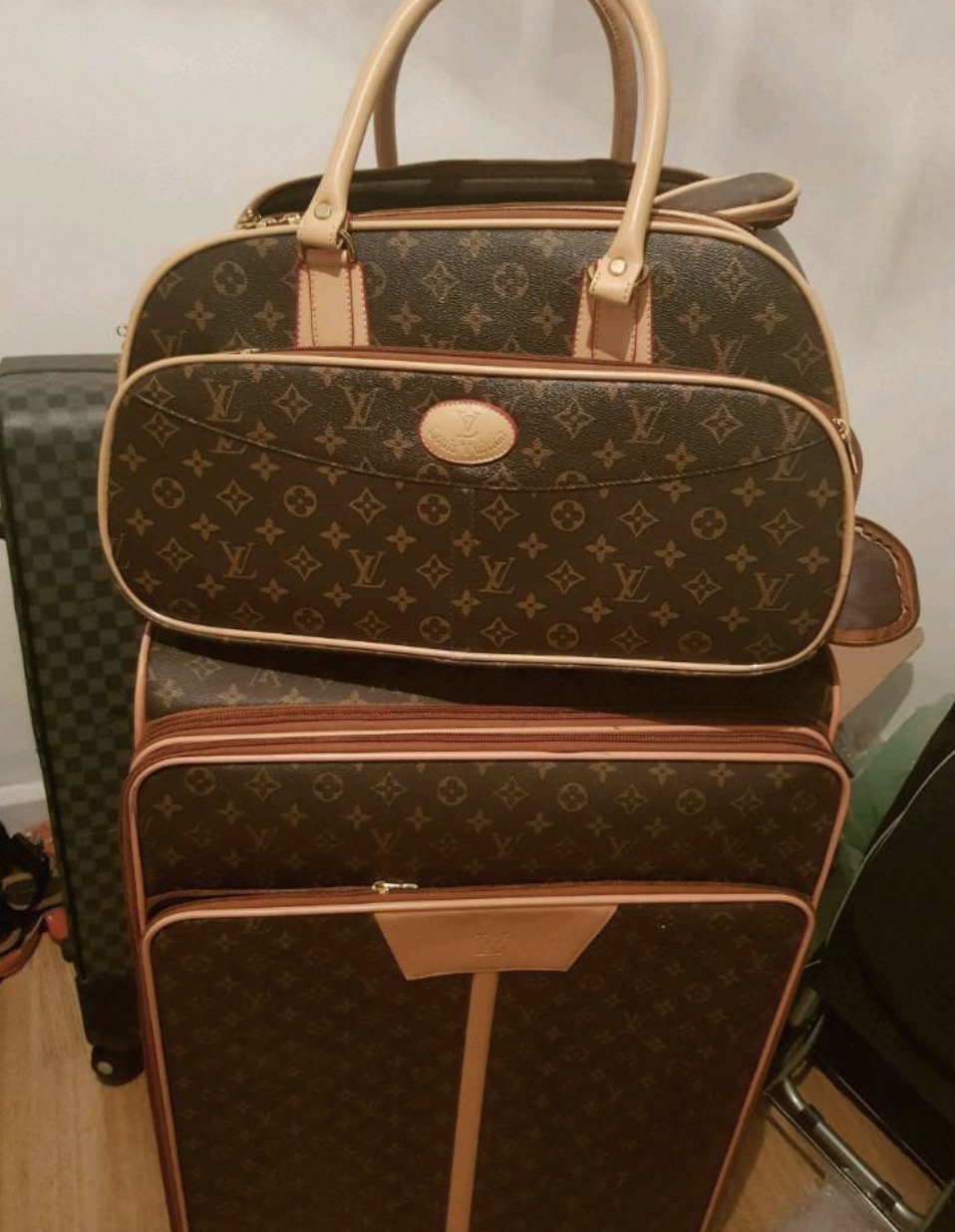 louis vuitton luggage set